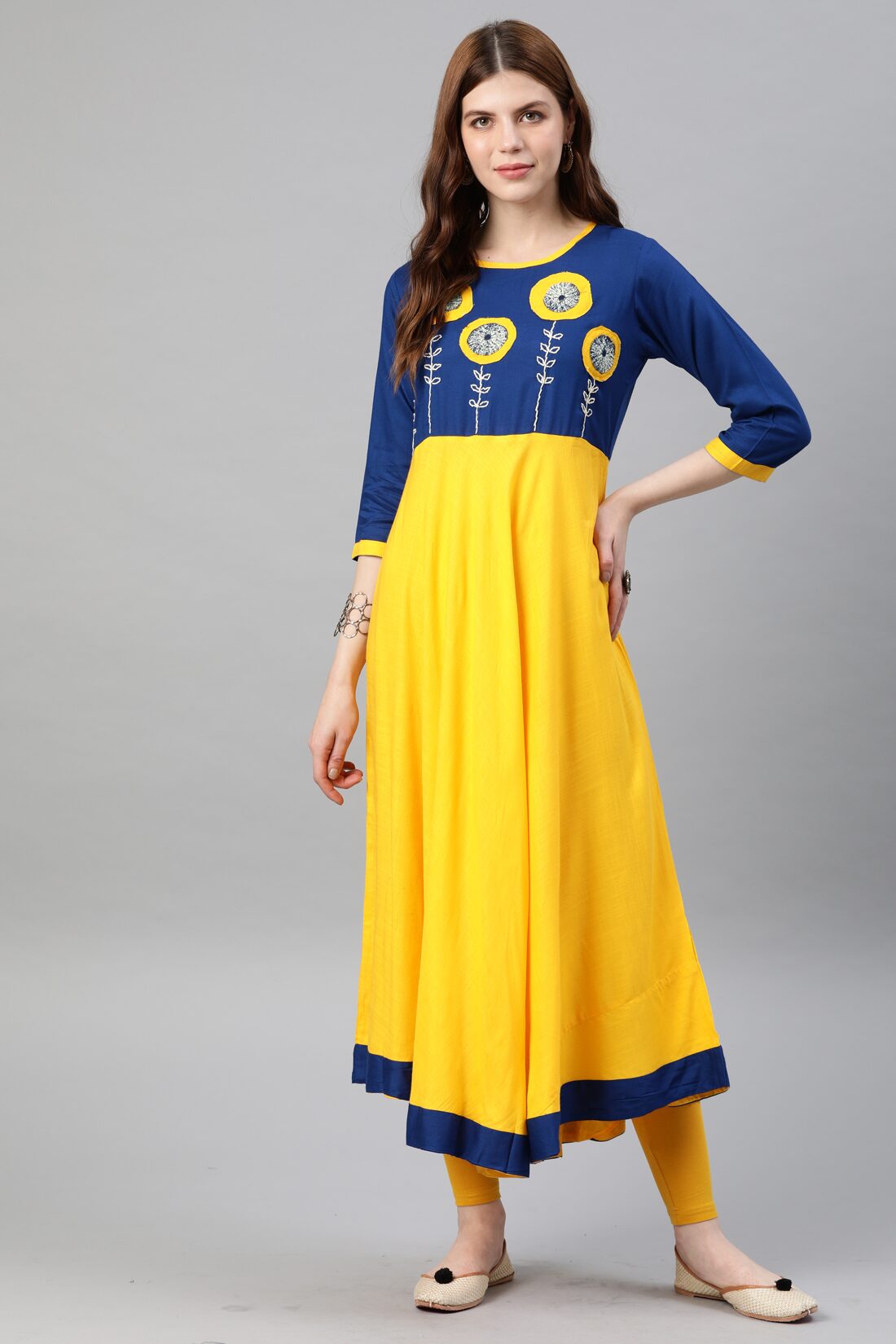 

Yash Gallery Women Blue Floral Anarkali Kurta