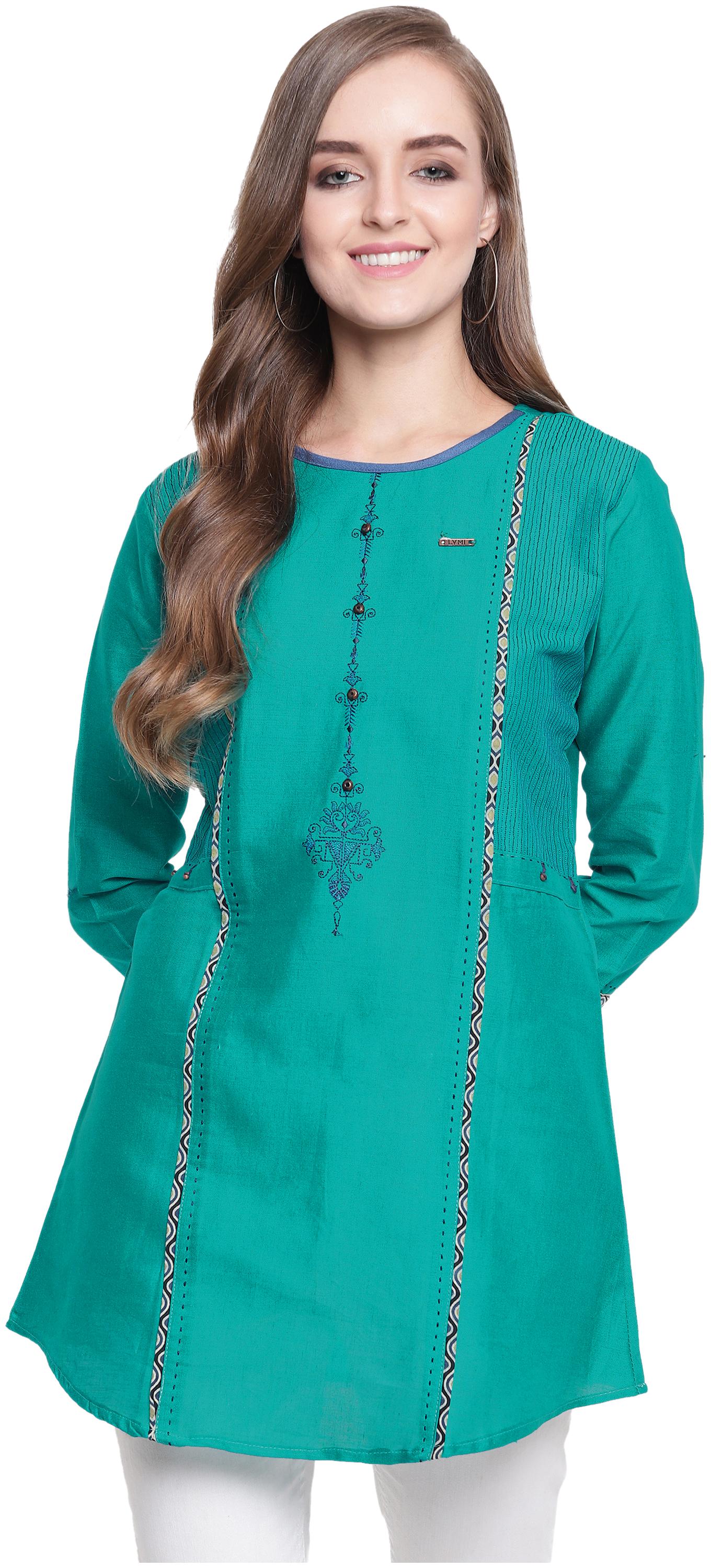 

Kvsfab Women Embroidered A-line top - Green