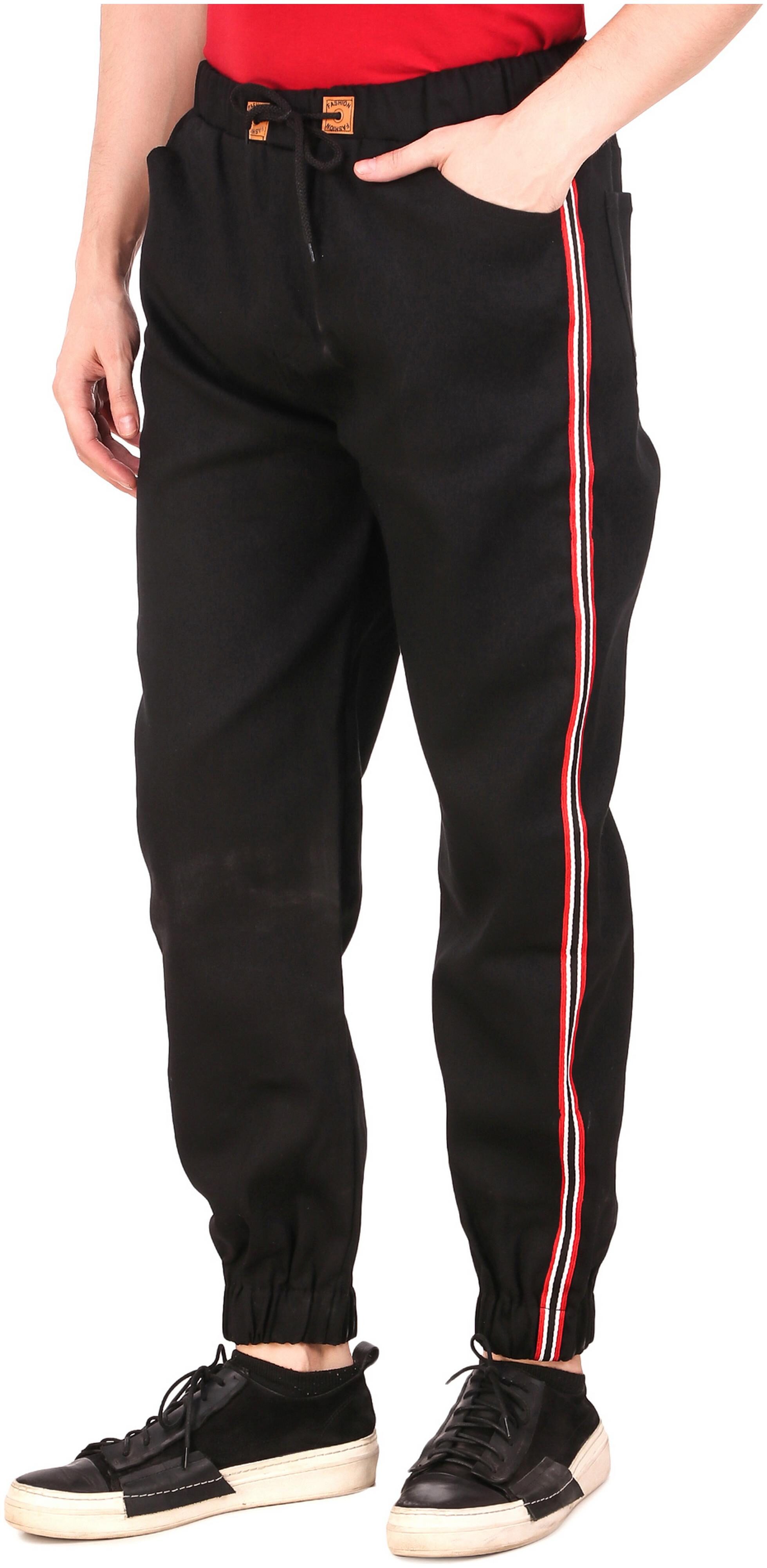 

Lafantar Men Black Solid Regular fit Joggers
