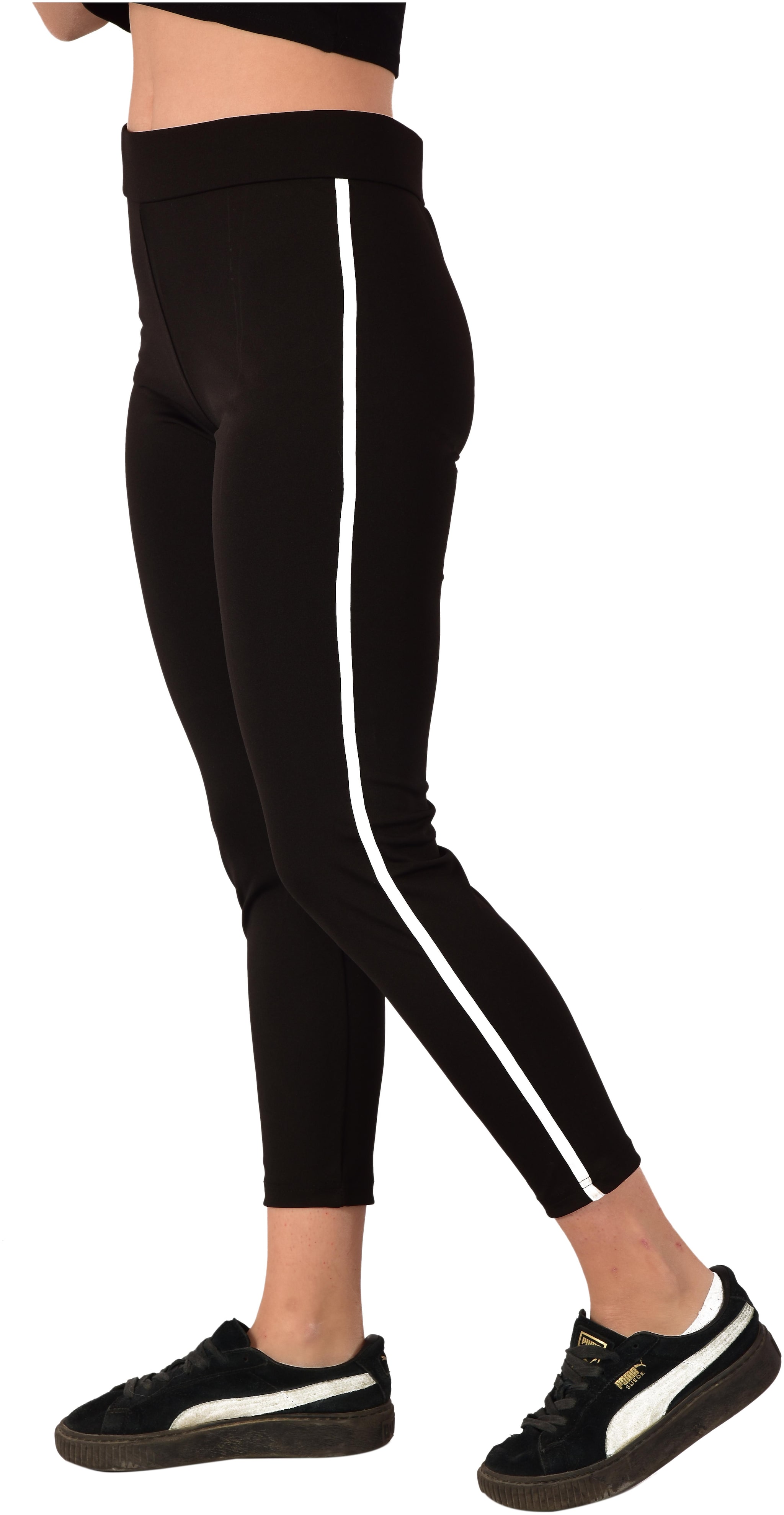 

Laiira Women Black Slim fit Jegging