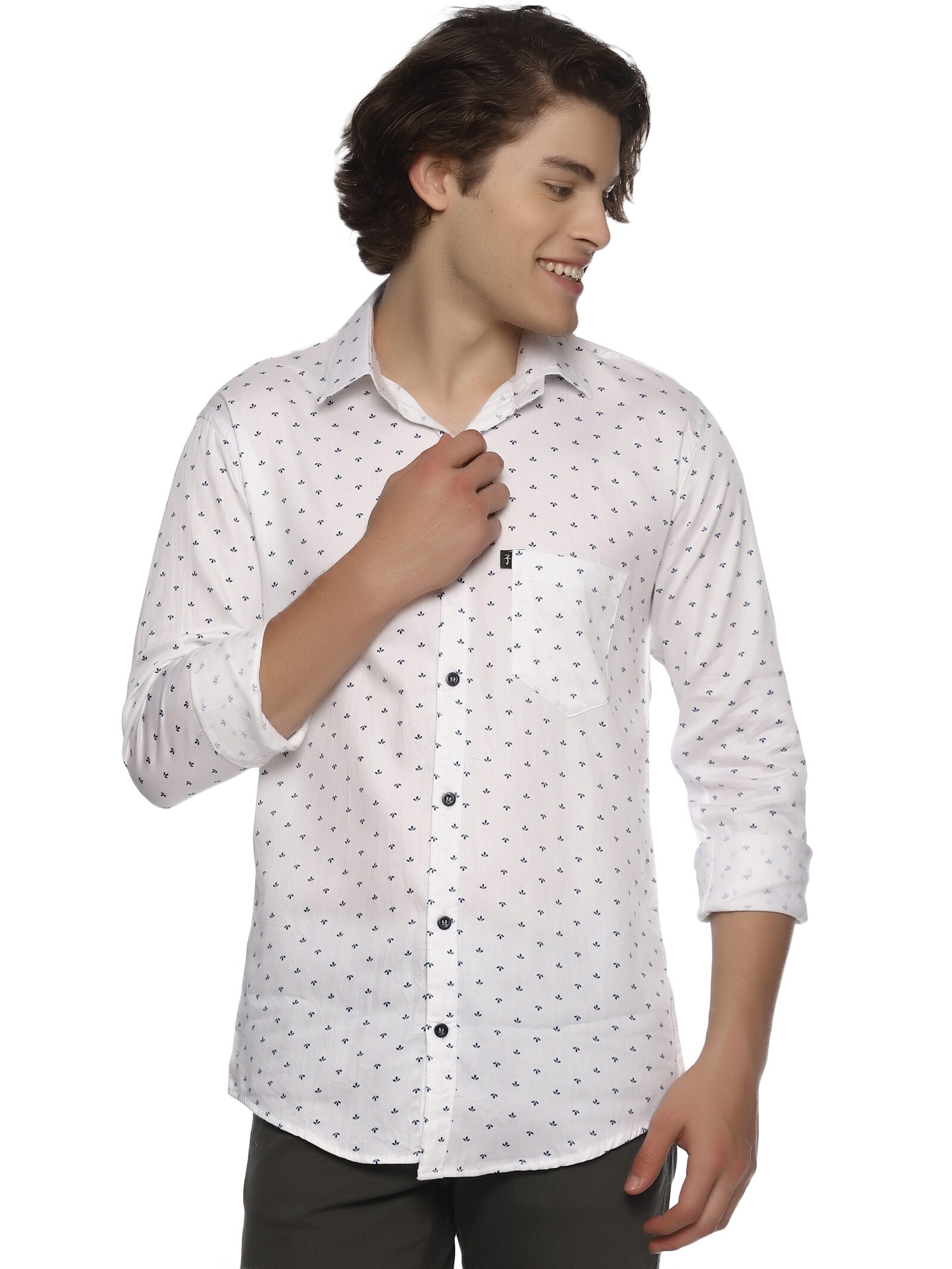 

LEVIZO Men White Printed Regular Fit Casual Shirt
