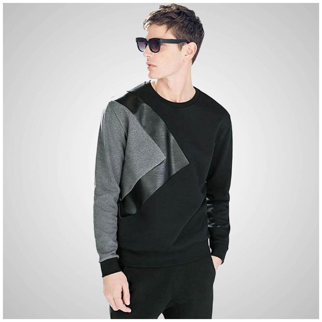 

LEWEL Men Black Regular fit Cotton Round neck T-Shirt - Pack Of 1