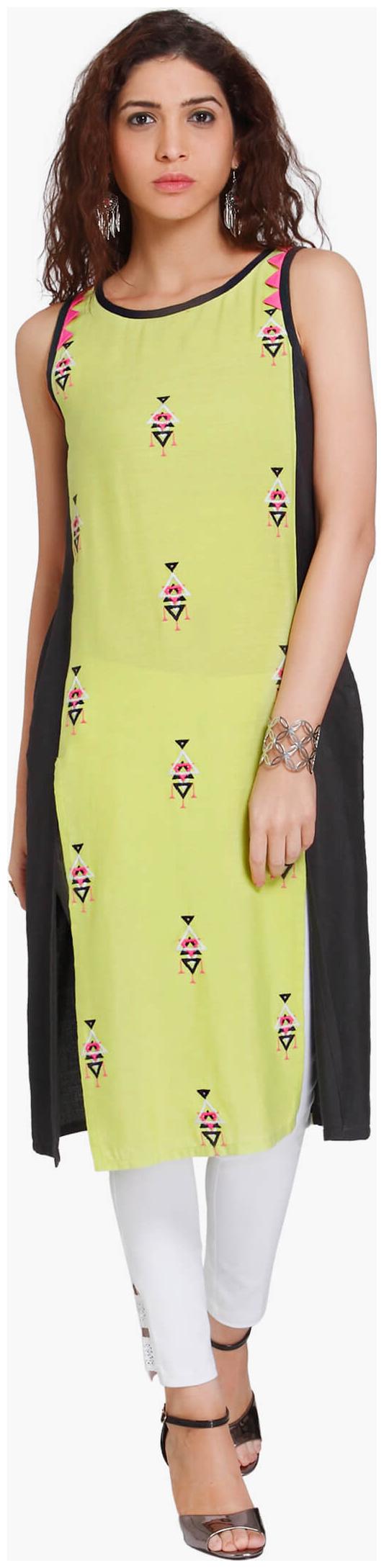 

NAARI Women Green Embroidered Straight Kurti
