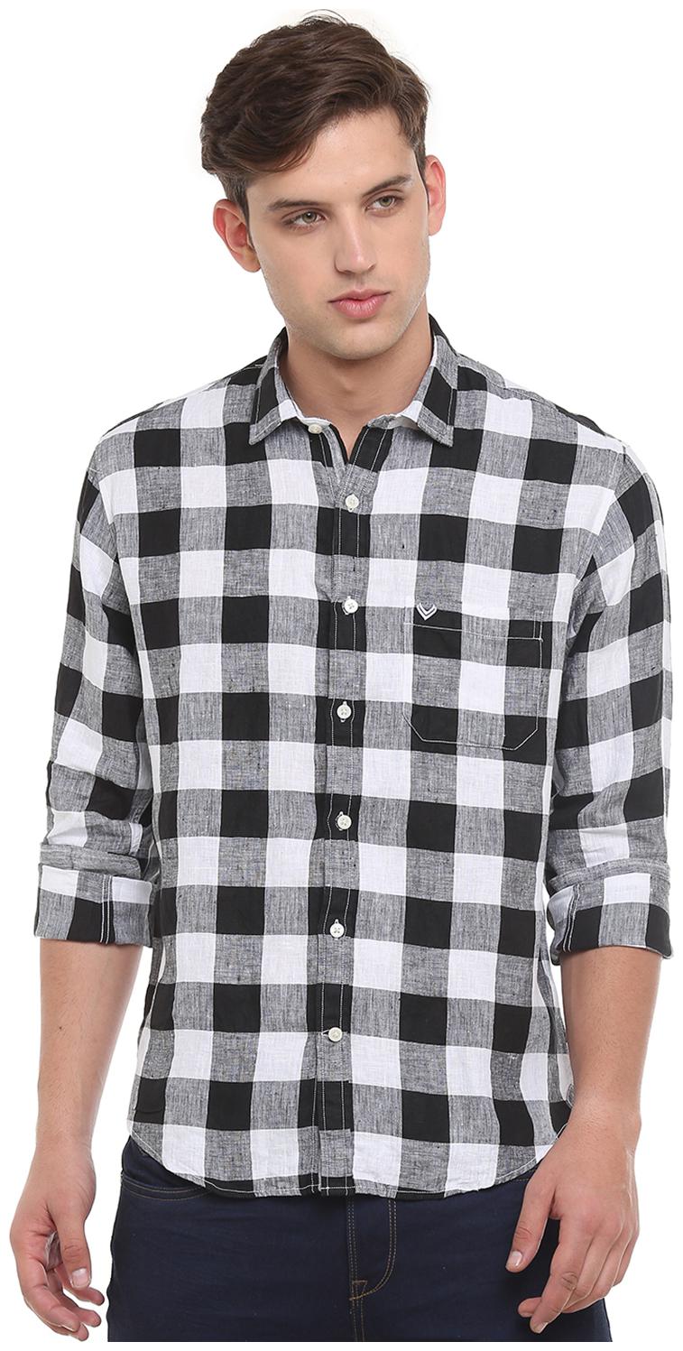 

Linen Club Men White Checked Regular Fit Casual Shirt