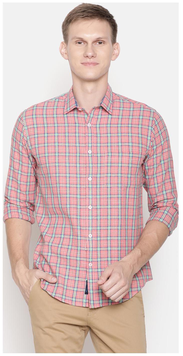 

Linen Club Men Pink Checked Regular Fit Casual Shirt