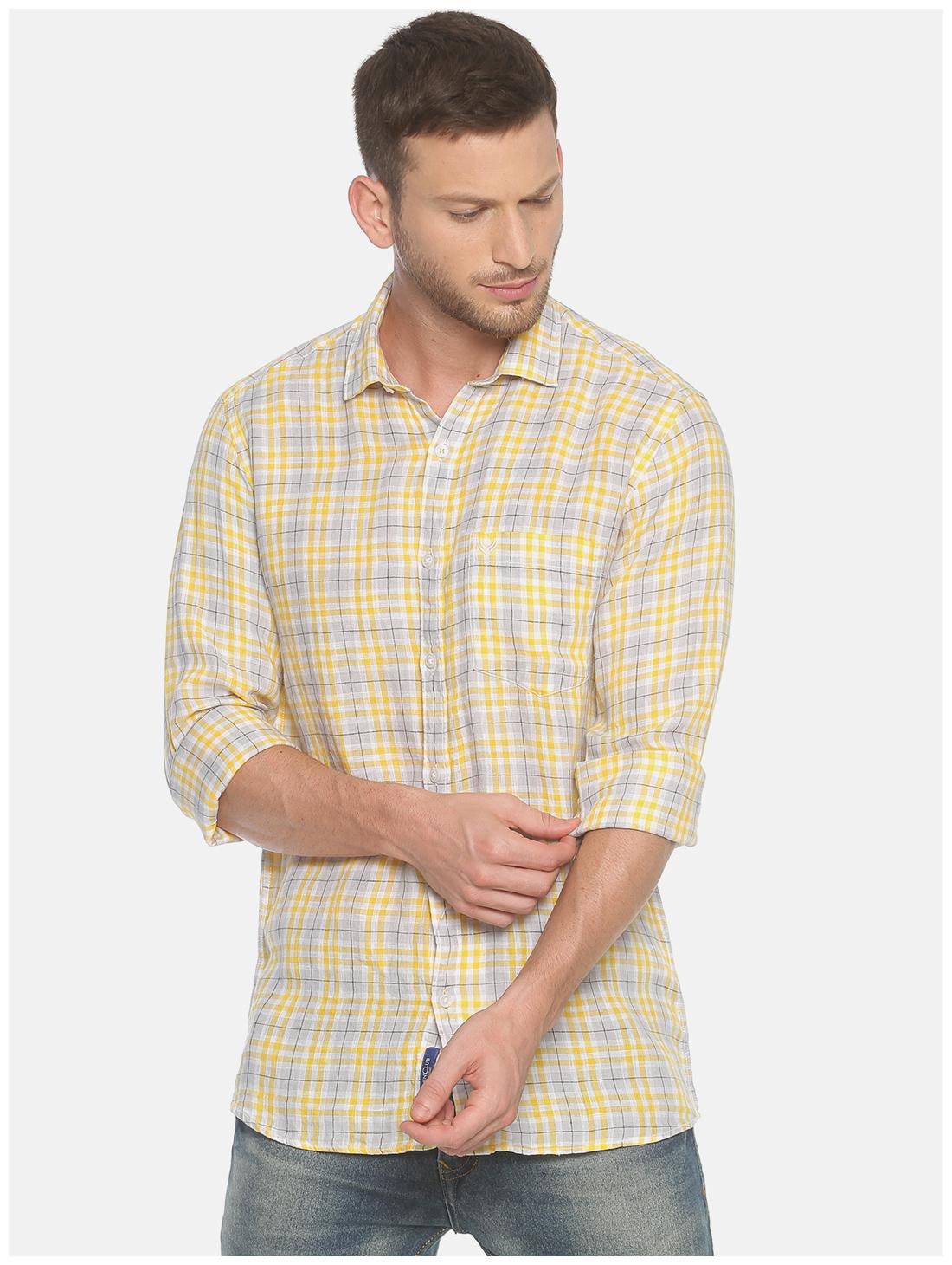 

Linen Club Men Yellow Checked Regular Fit Casual Shirt