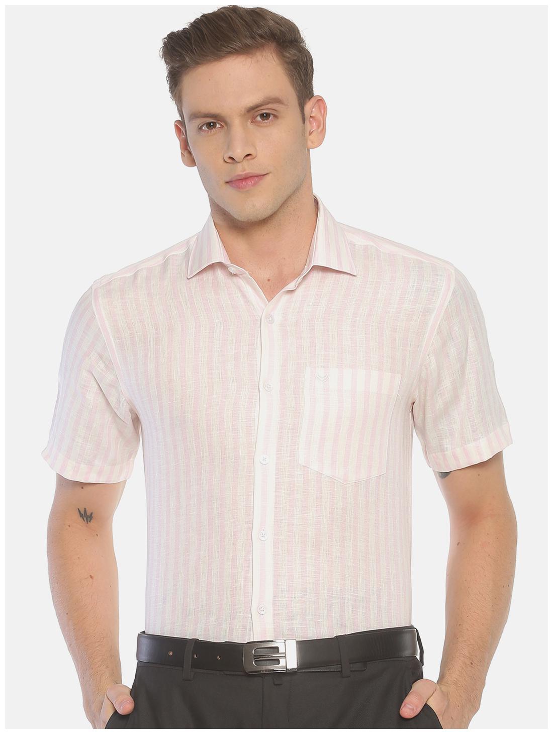 

Linen Club Men Regular fit Formal Shirt - Pink