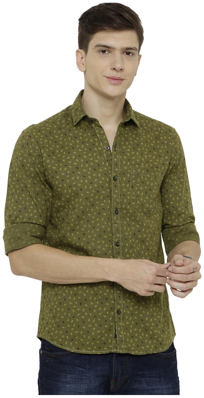 

Linen Club Men Green Printed Regular Fit Casual Shirt