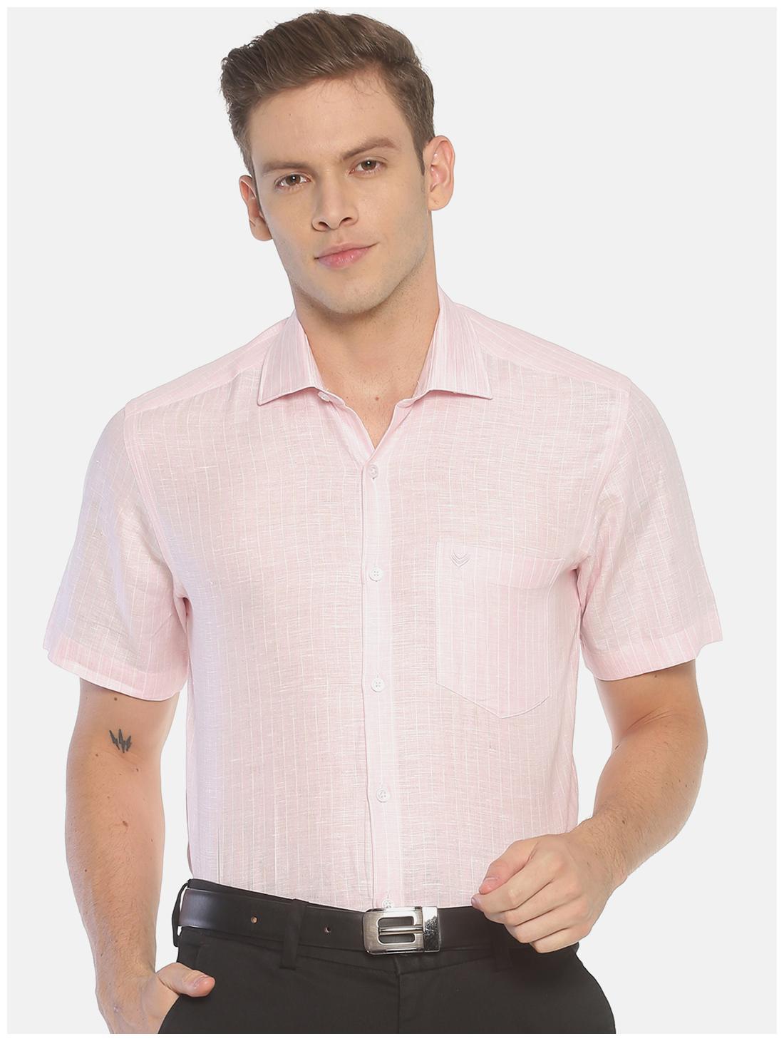 

Linen Club Men Regular fit Formal Shirt - Pink