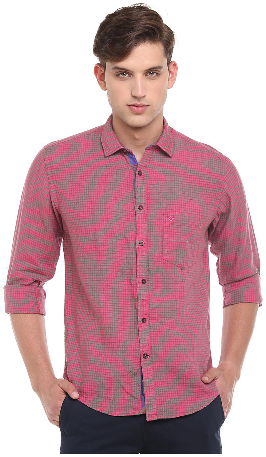 

Linen Club Men Pink Checked Regular Fit Casual Shirt