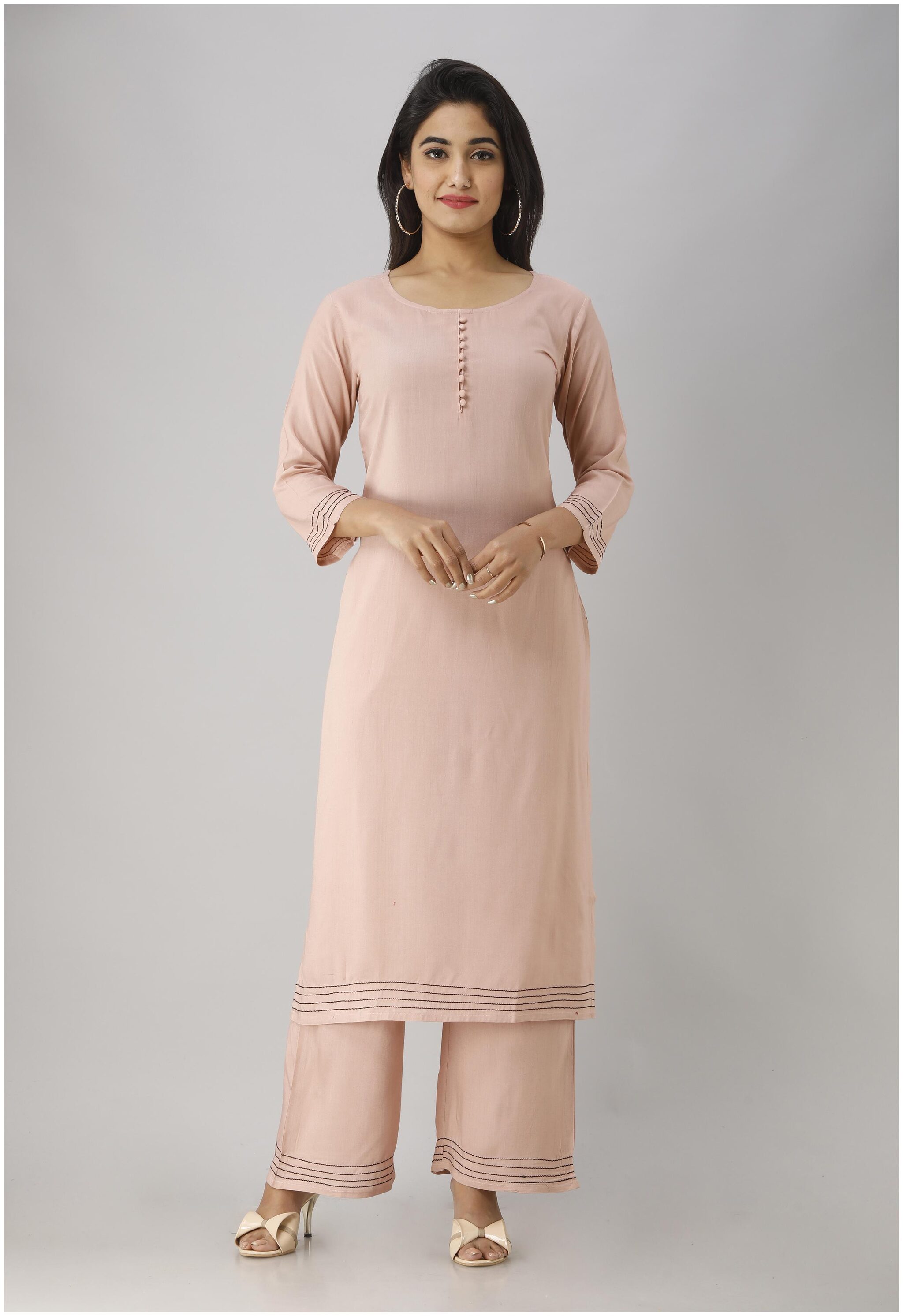 

LIYARA Women Peach Solid Straight Kurta With Palazzo