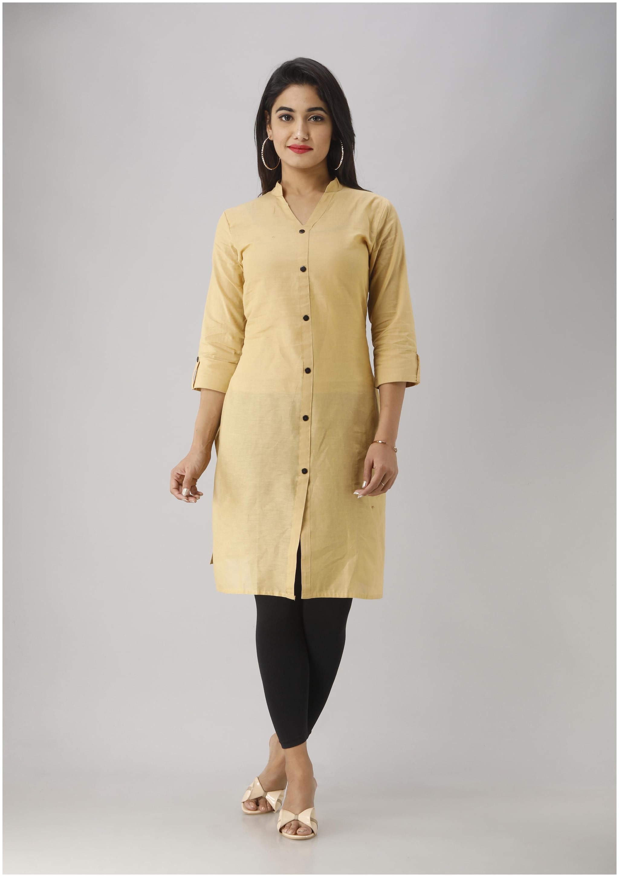 

LIYARA Women Beige Solid Straight Kurta