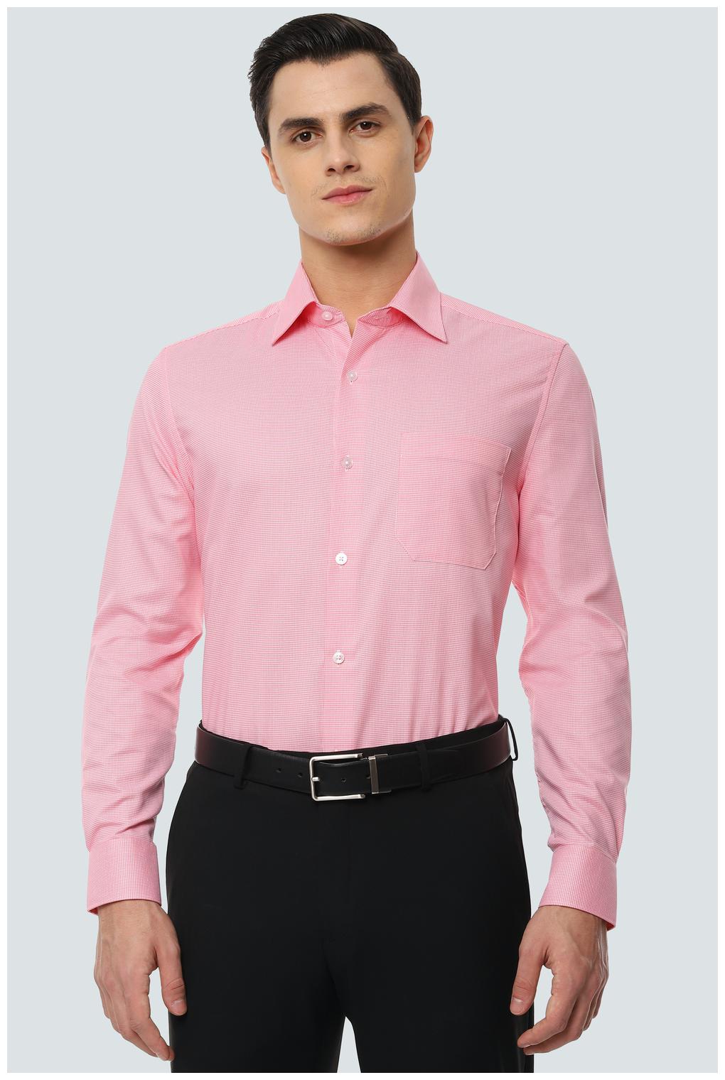 

Louis Philippe Men Regular fit Formal Shirt - Pink