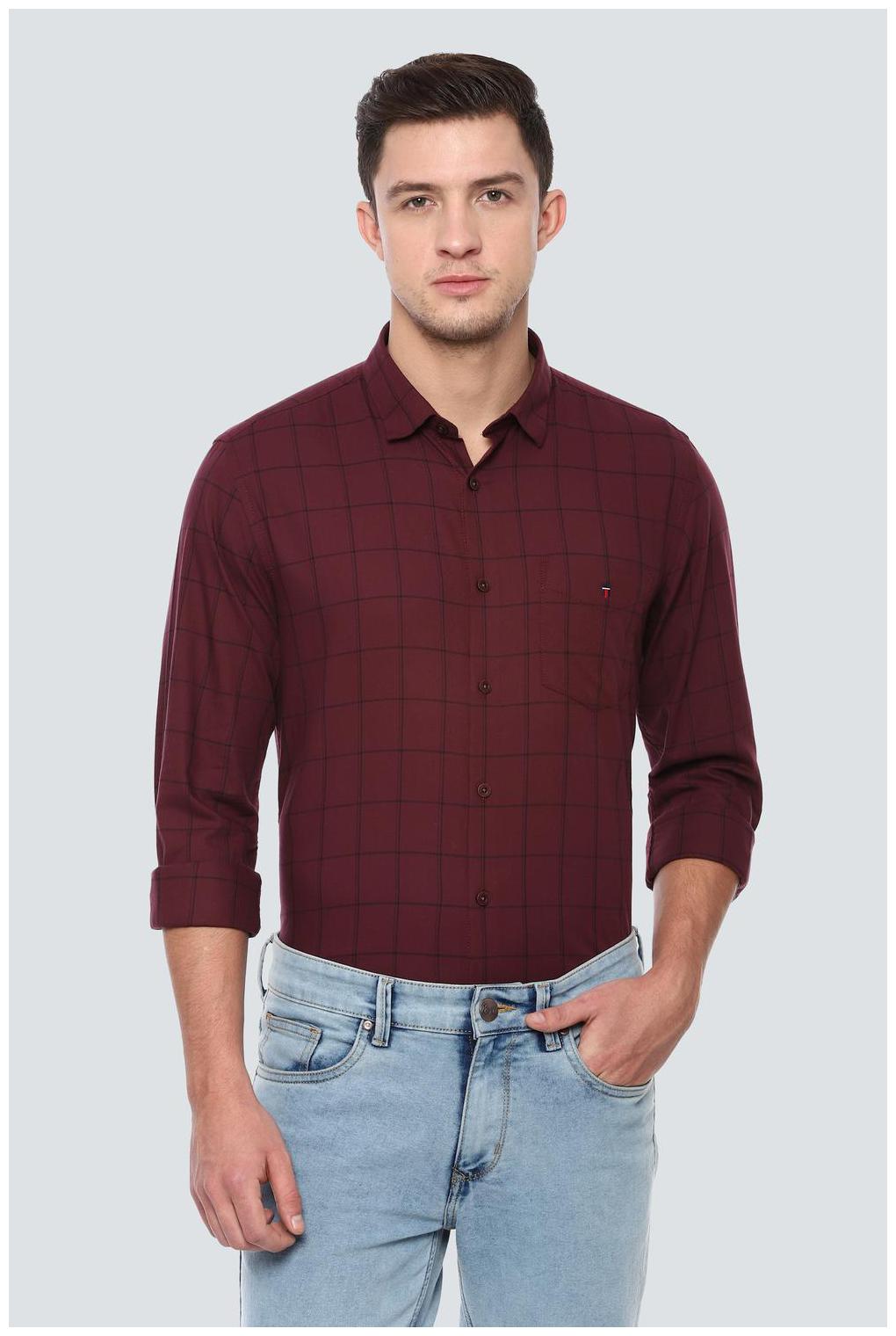 

Louis Philippe Men Maroon Checked Super Slim Fit Casual Shirt