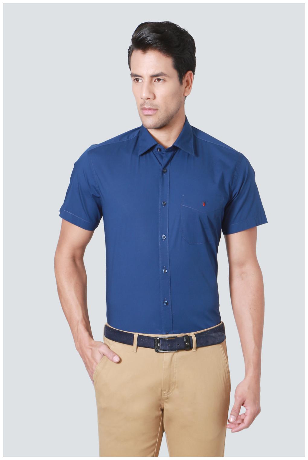 

Louis Philippe Men Blue Solid Slim Fit Casual Shirt