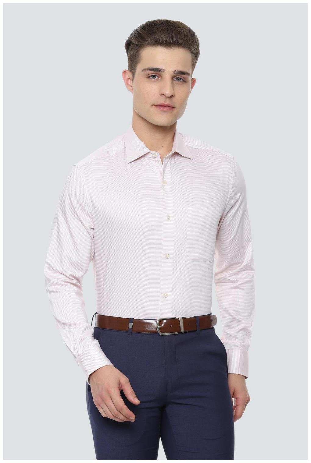 

Louis Philippe Men Regular fit Formal Shirt - Pink