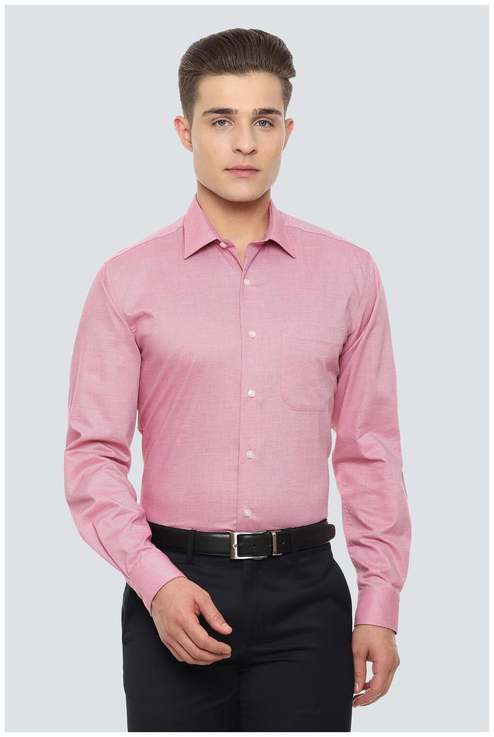 

Louis Philippe Men Slim fit Formal Shirt - Pink