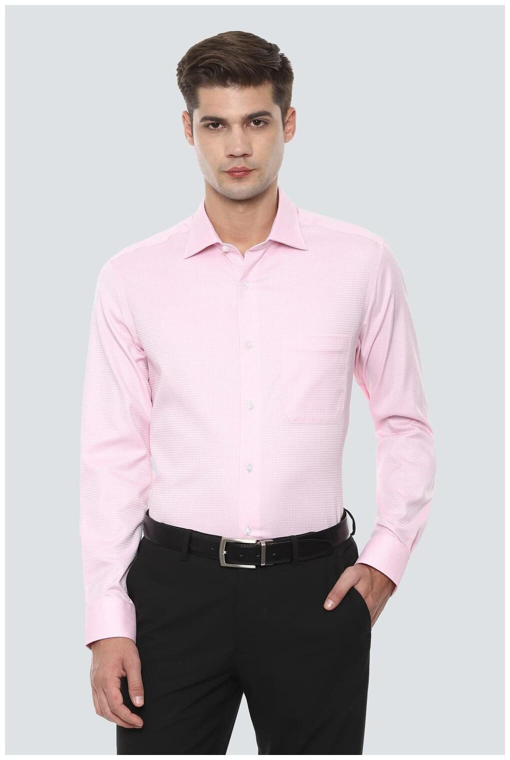 

Louis Philippe Men Regular fit Formal Shirt - Pink