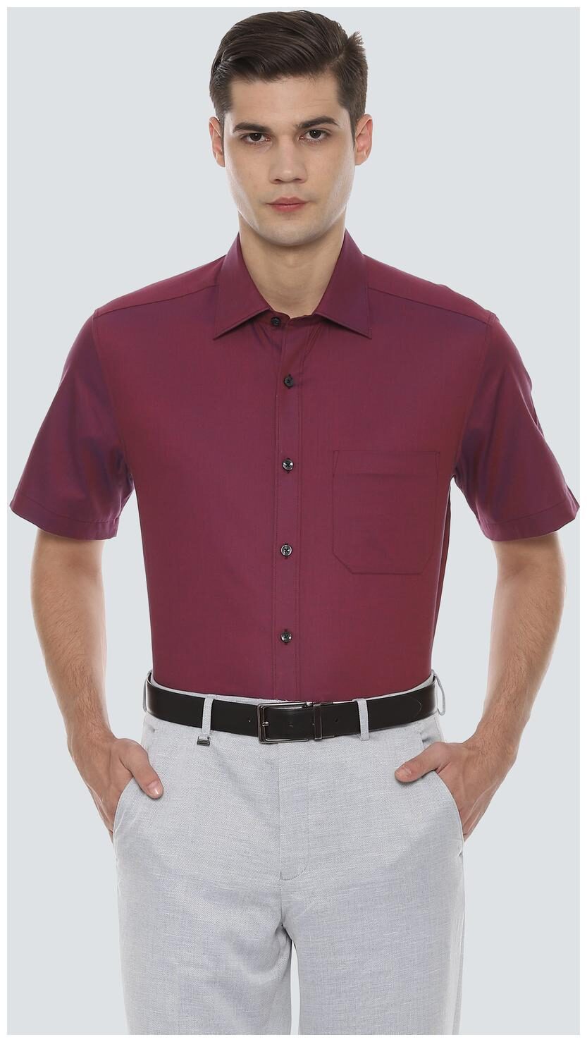 

Louis Philippe Men Regular fit Formal Shirt - Maroon