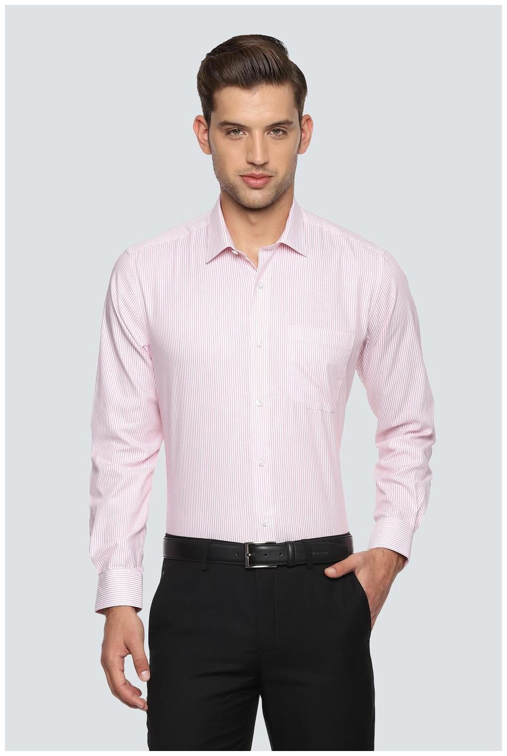 

Louis Philippe Men Slim fit Formal Shirt - Pink