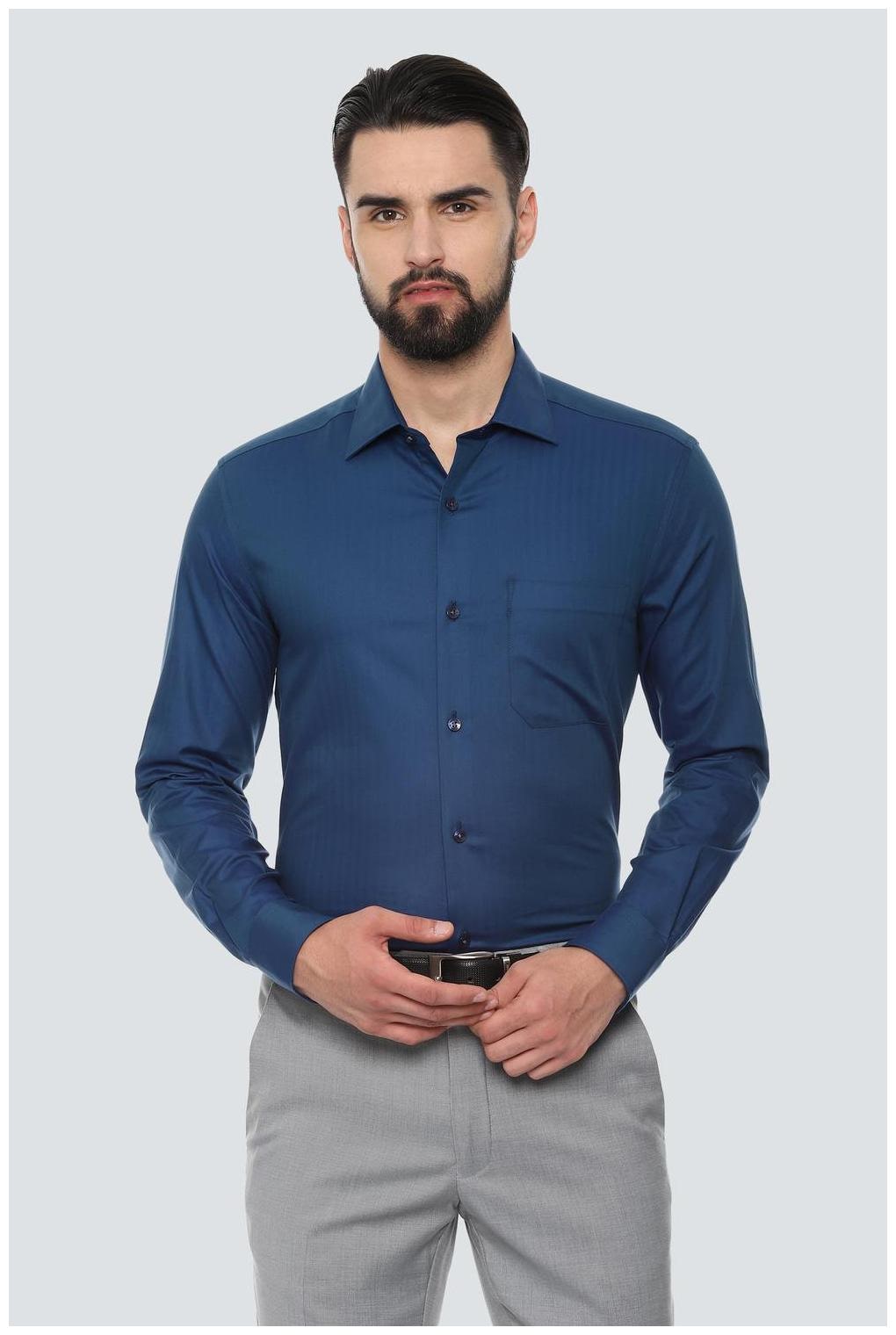

Louis Philippe Men Regular fit Formal Shirt - Blue