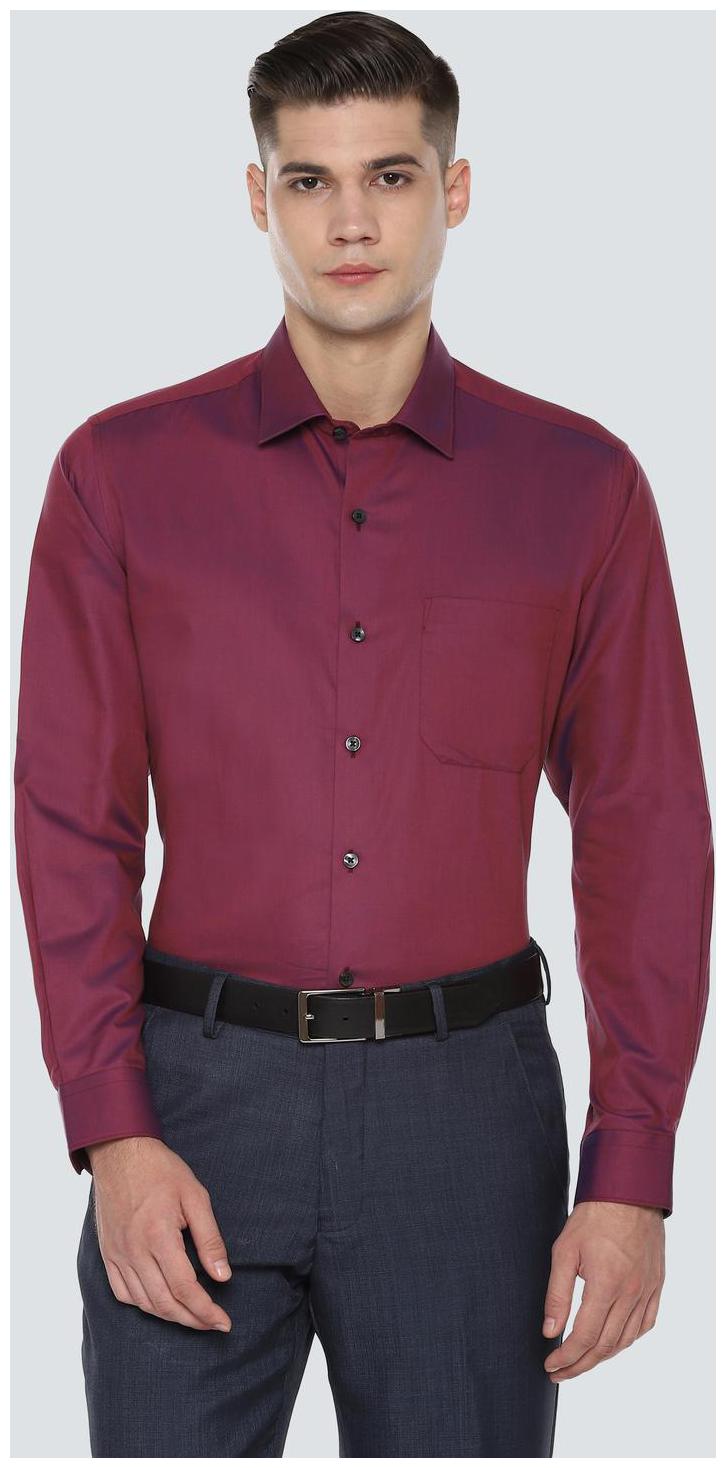 

Louis Philippe Men Slim fit Formal Shirt - Maroon