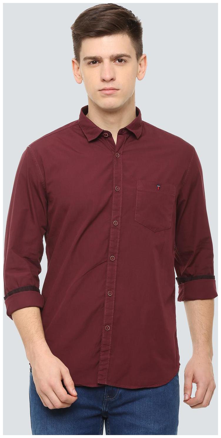 

Louis Philippe Men Maroon Solid Super Slim Fit Casual Shirt