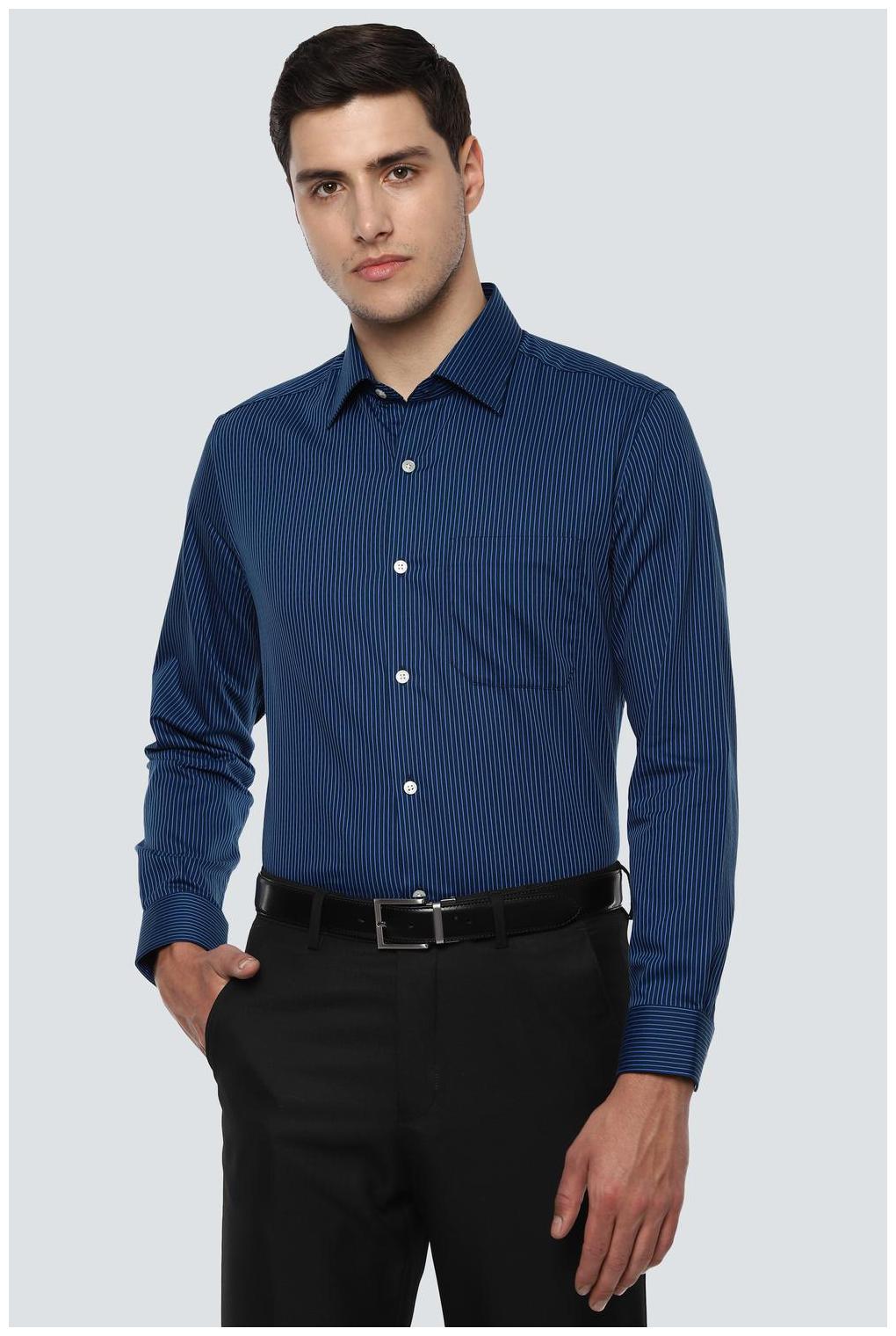 

Louis Philippe Men Regular fit Formal Shirt - Blue