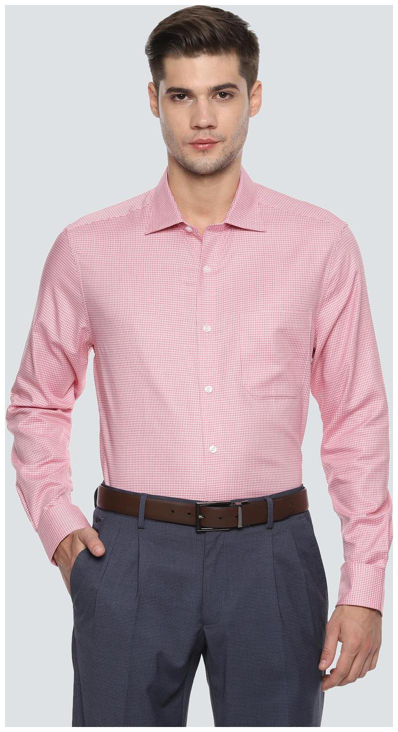 

Louis Philippe Men Regular fit Formal Shirt - Pink
