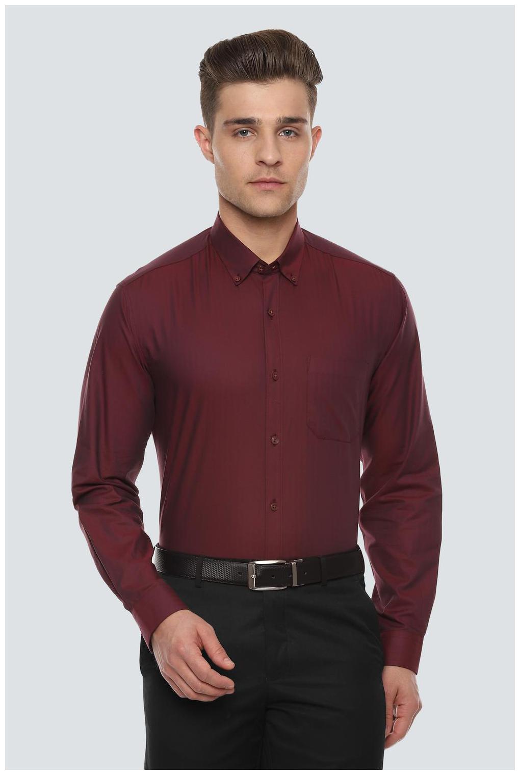 

Louis Philippe Men Slim fit Formal Shirt - Maroon