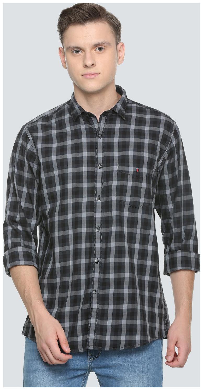 

Louis Philippe Men Black Checked Slim Fit Casual Shirt
