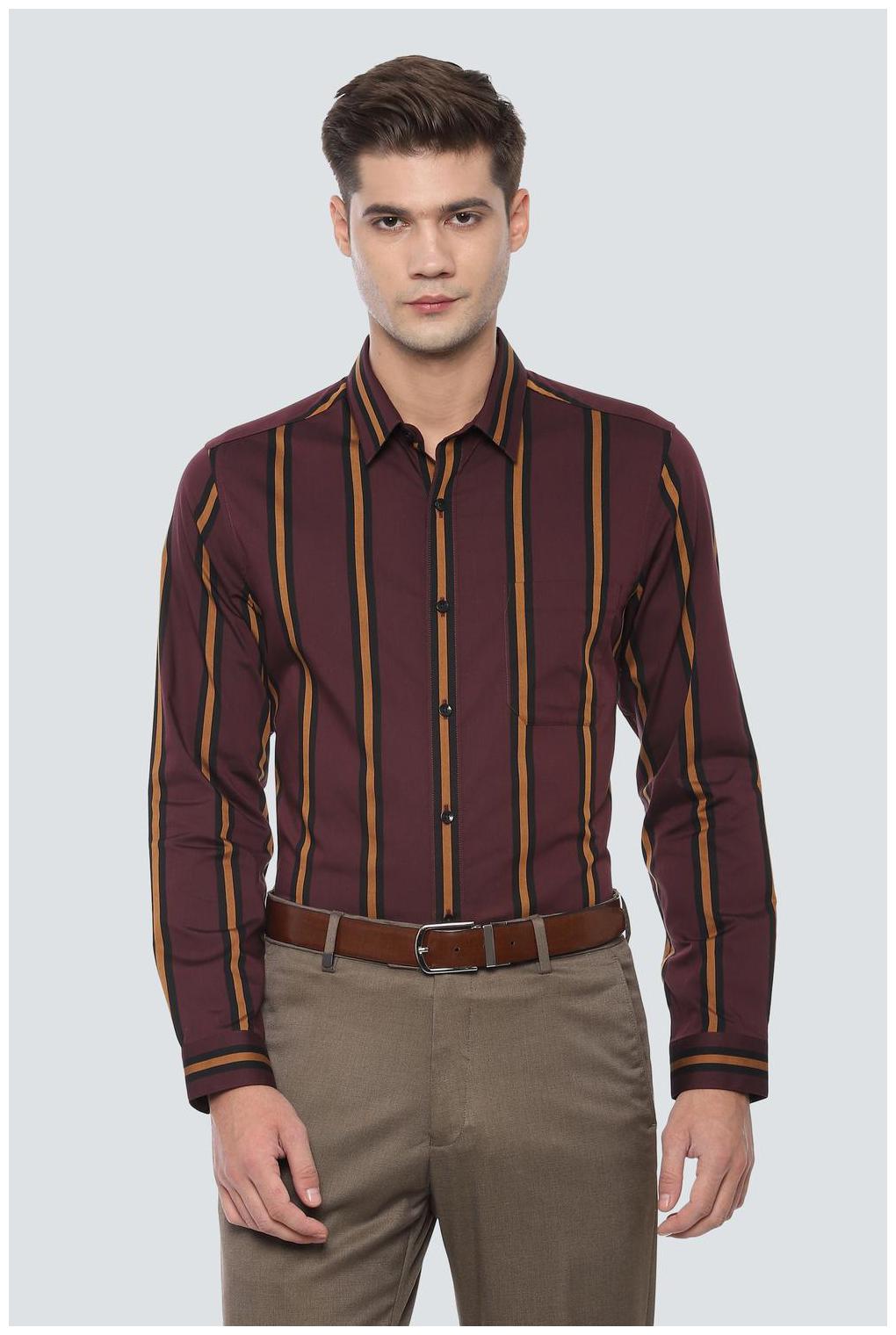

Louis Philippe Men Super slim fit Formal Shirt - Maroon