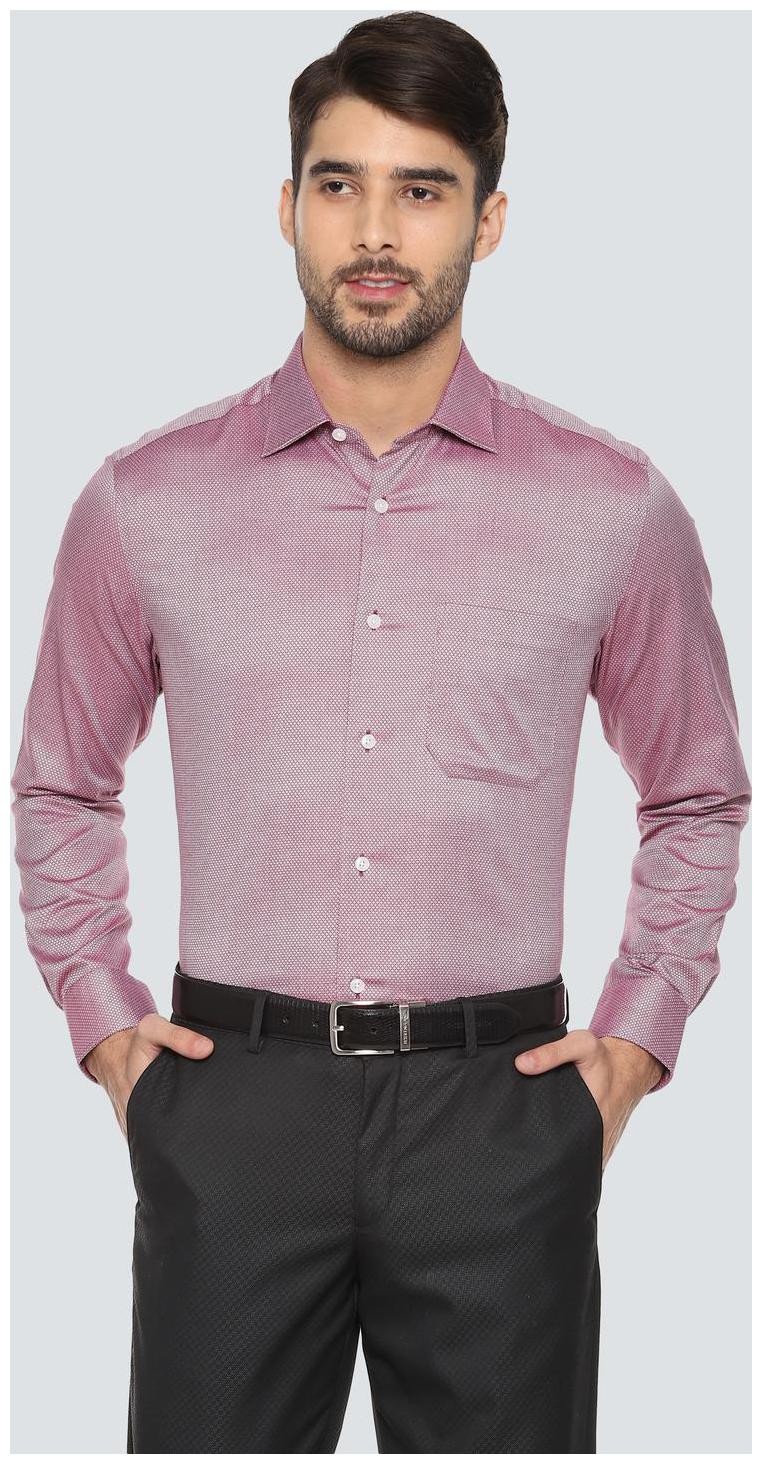 

Louis Philippe Men Regular fit Formal Shirt - Maroon