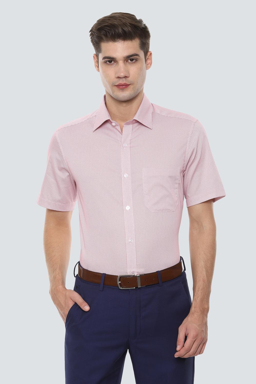 

Louis Philippe Men Regular fit Formal Shirt - Maroon