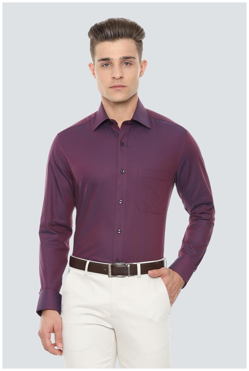 

Louis Philippe Men Regular fit Formal Shirt - Purple