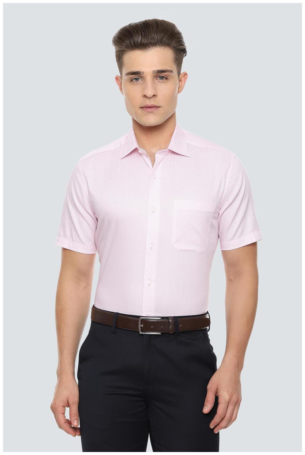 

Louis Philippe Men Regular fit Formal Shirt - Pink