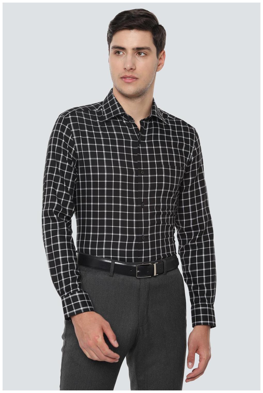 

Louis Philippe Men Regular fit Formal Shirt - Black