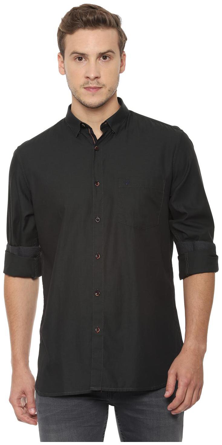 

Louis Philippe Men Black Solid Slim Fit Casual Shirt