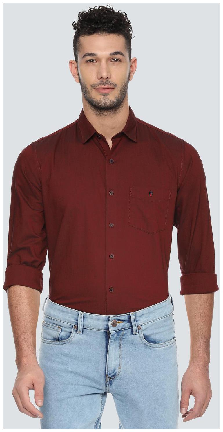 

Louis Philippe Men Maroon Solid Super Slim Fit Casual Shirt