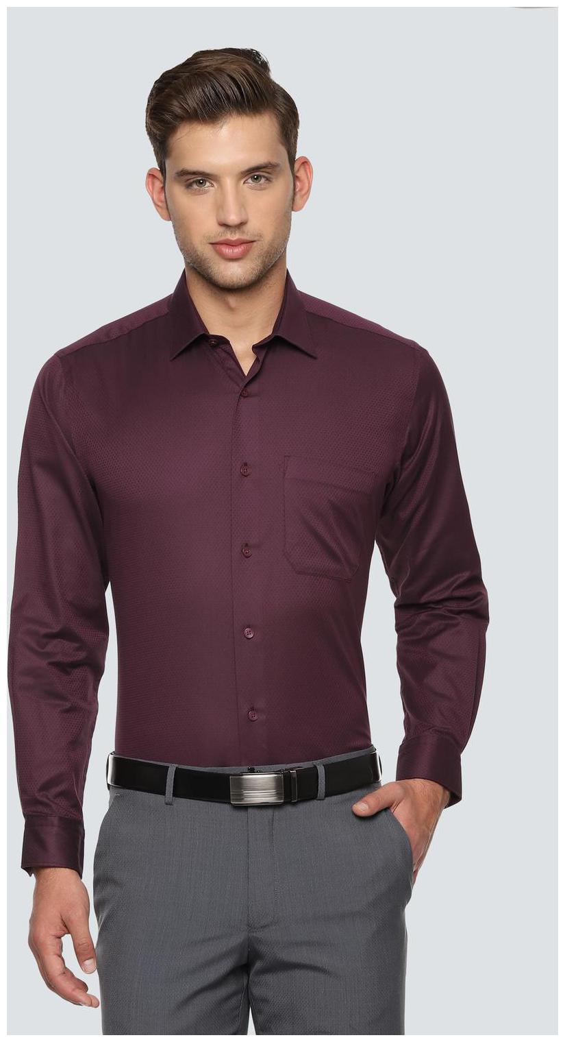 

Louis Philippe Men Slim fit Formal Shirt - Maroon