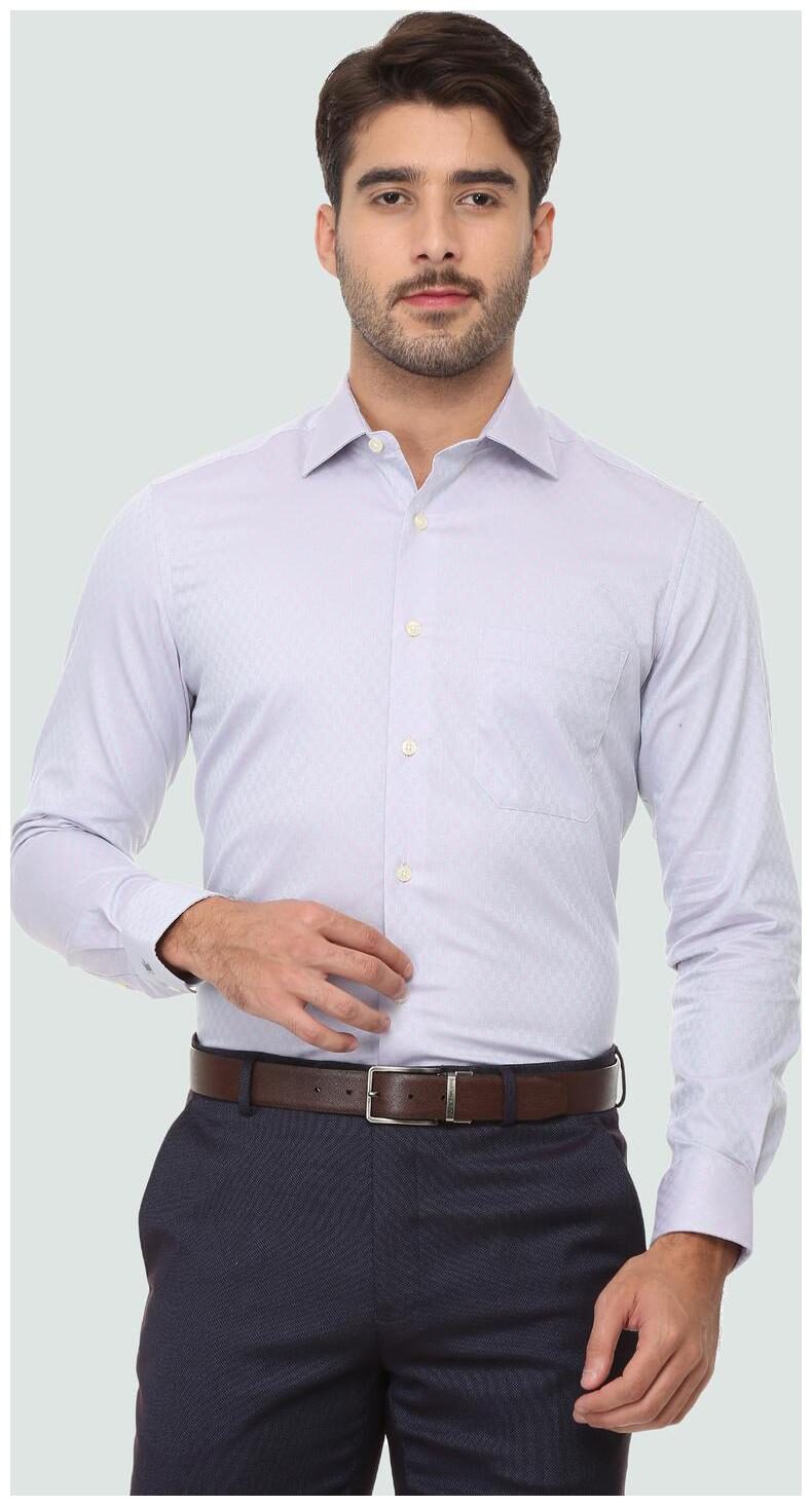 

Louis Philippe Men Regular fit Formal Shirt - Pink