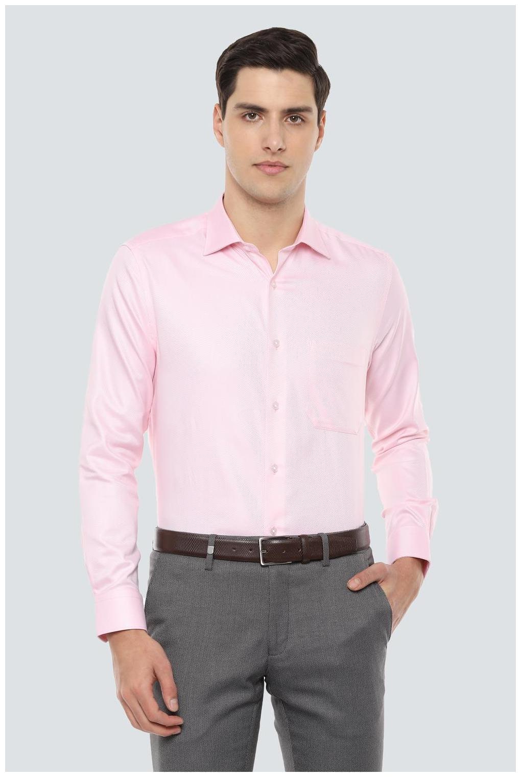 

Louis Philippe Men Regular fit Formal Shirt - Pink
