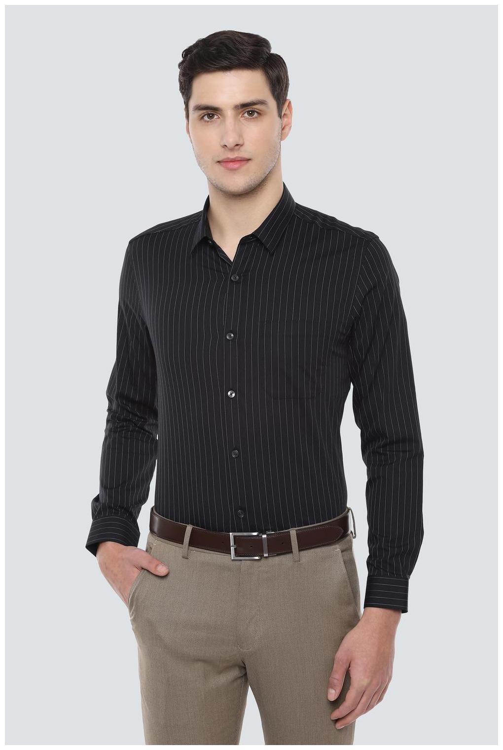 

Louis Philippe Men Super slim fit Formal Shirt - Black
