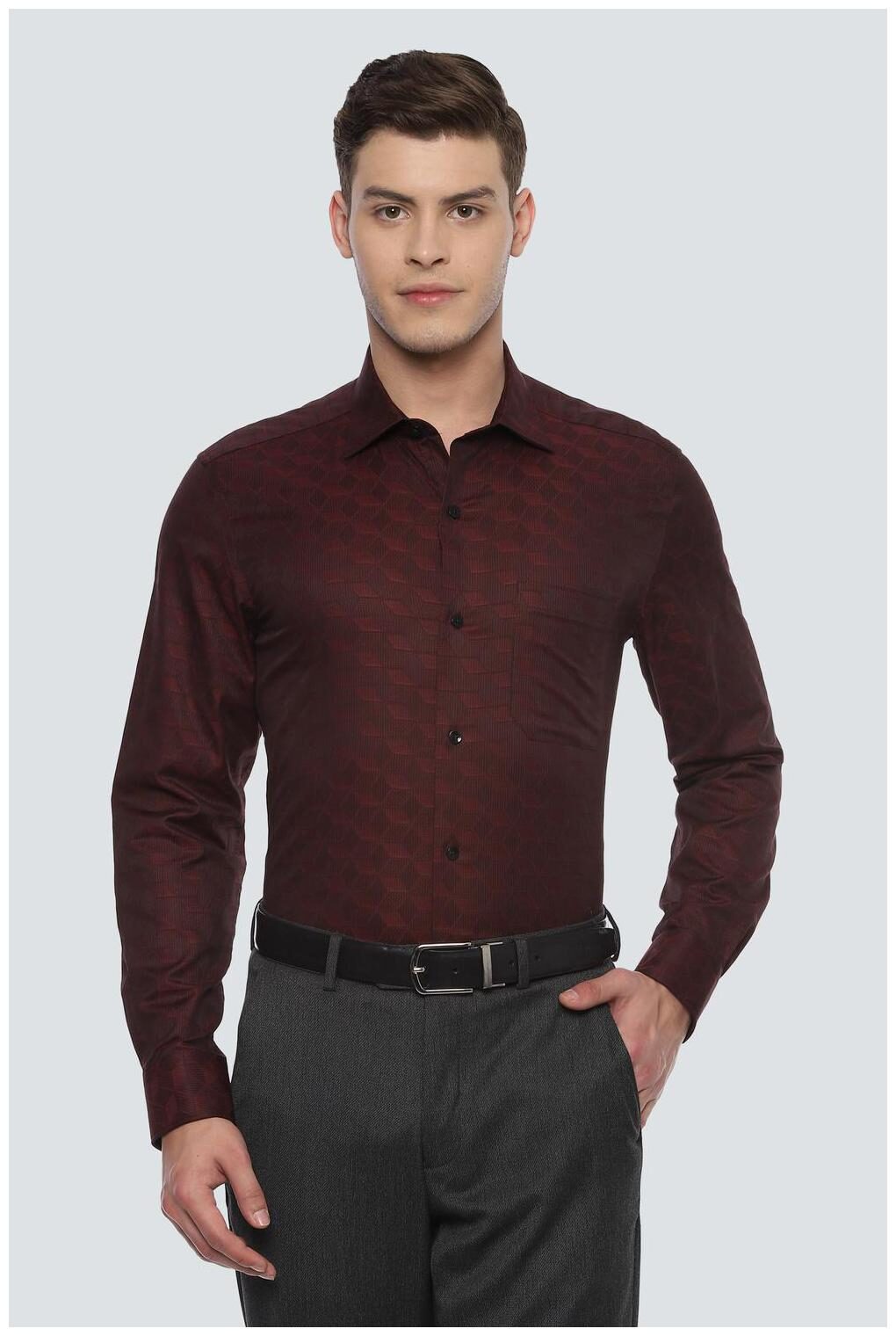 

Louis Philippe Men Regular fit Formal Shirt - Maroon