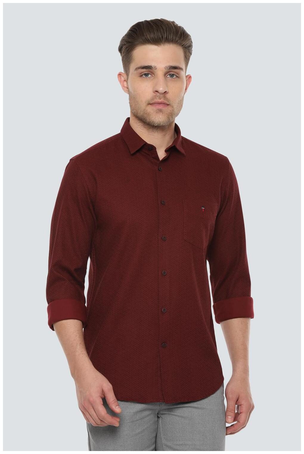 

Louis Philippe Men Maroon Weaved Super Slim Fit Casual Shirt