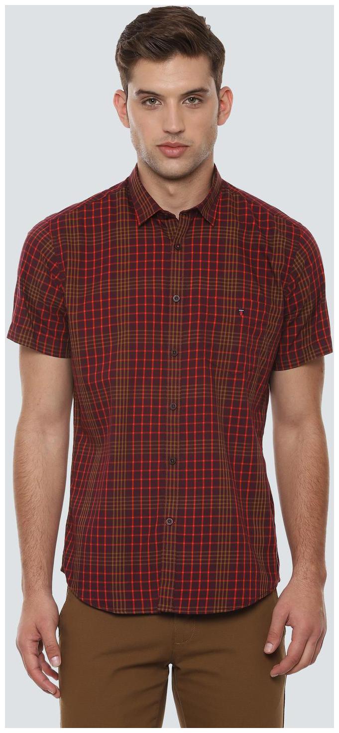 

Louis Philippe Men Maroon Checked Slim Fit Casual Shirt