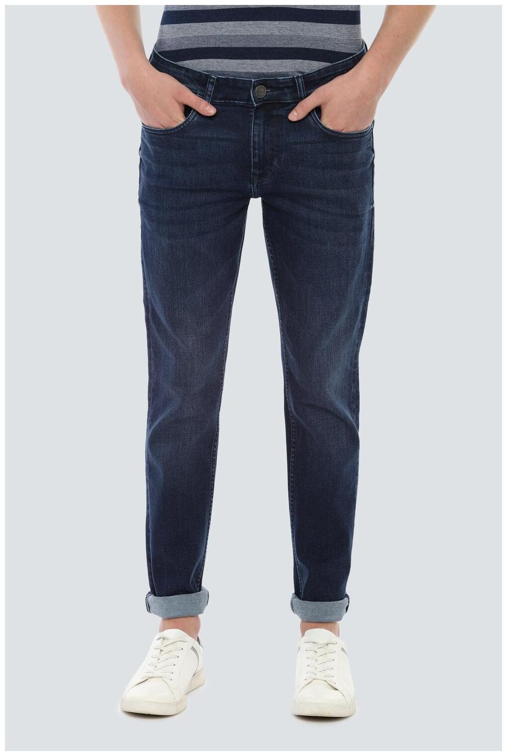 

Louis Philippe Men Blue Slim Fit Jeans
