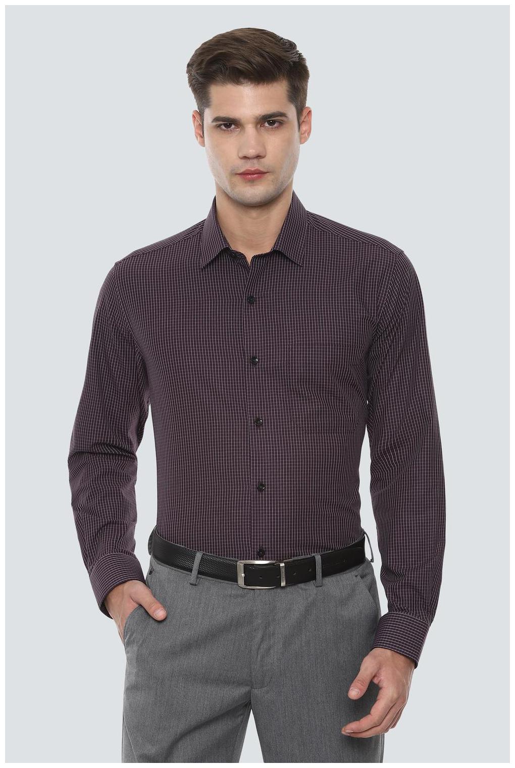 

Louis Philippe Men Slim fit Formal Shirt - Purple