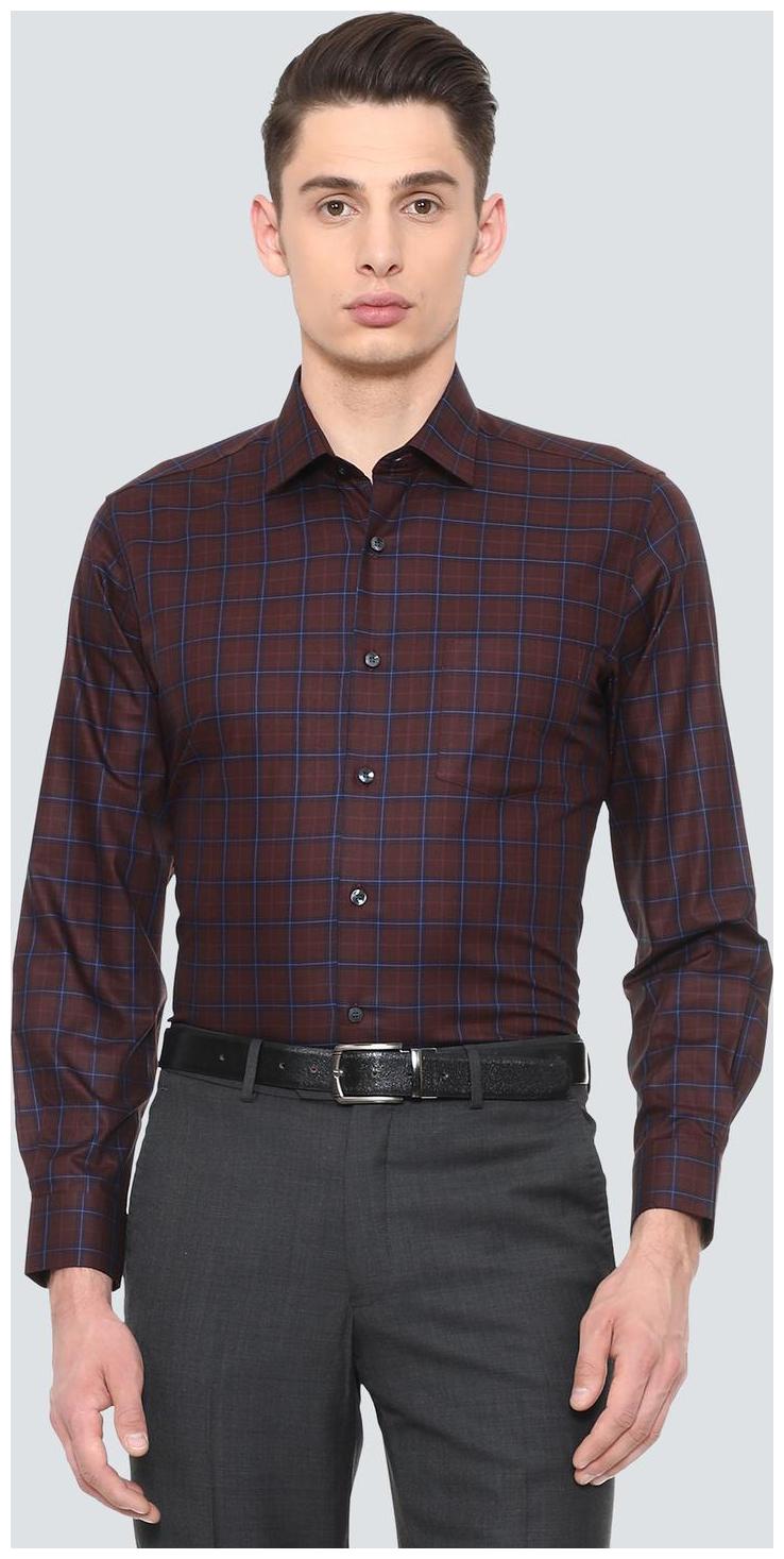

Louis Philippe Men Slim fit Formal Shirt - Maroon