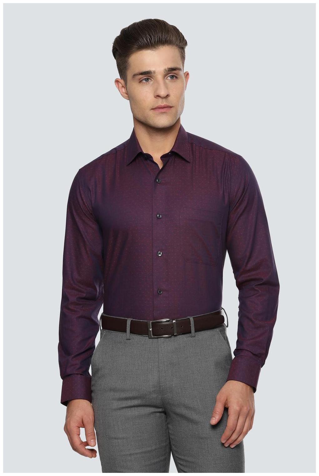 

Louis Philippe Men Slim fit Formal Shirt - Purple